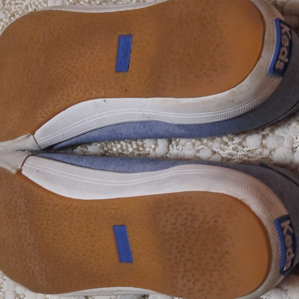 LAST CHANCEKeds Women's Blue Chambray Dream Foam lace up comfort sneakers sz.9 - Picture 7 of 7